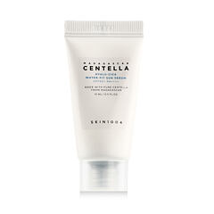 Sonnenschutz fürs Gesicht SKIN1004 Hyalu-Cica Water-Fit Sun Serum SPF50+ 15 ml